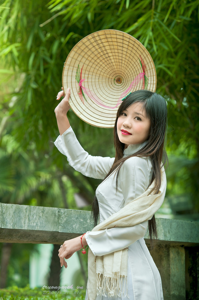 asian附近女人裸体pics
